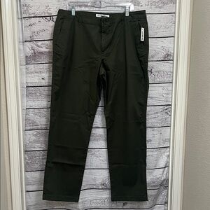 Amazon Essentials Dark Olive Straight Leg Pants NWT Size 18